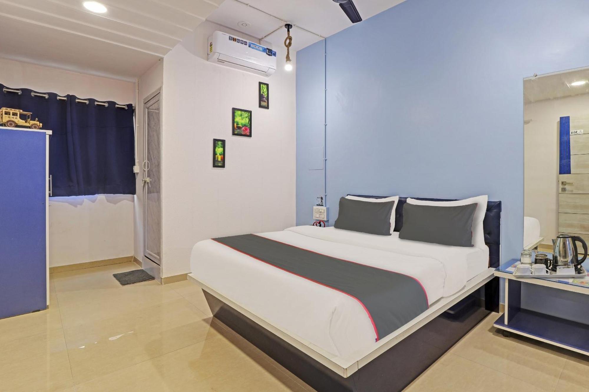 Hotel Silk, Premier Budget Friendly Luxury Hotel In Surat, Perfect For Families, Couples And Business Travelers Exterior foto